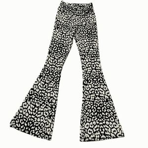 Nasty Gal Flare Leopard Print Black & White Size 2 Leggings Pants Pull-on